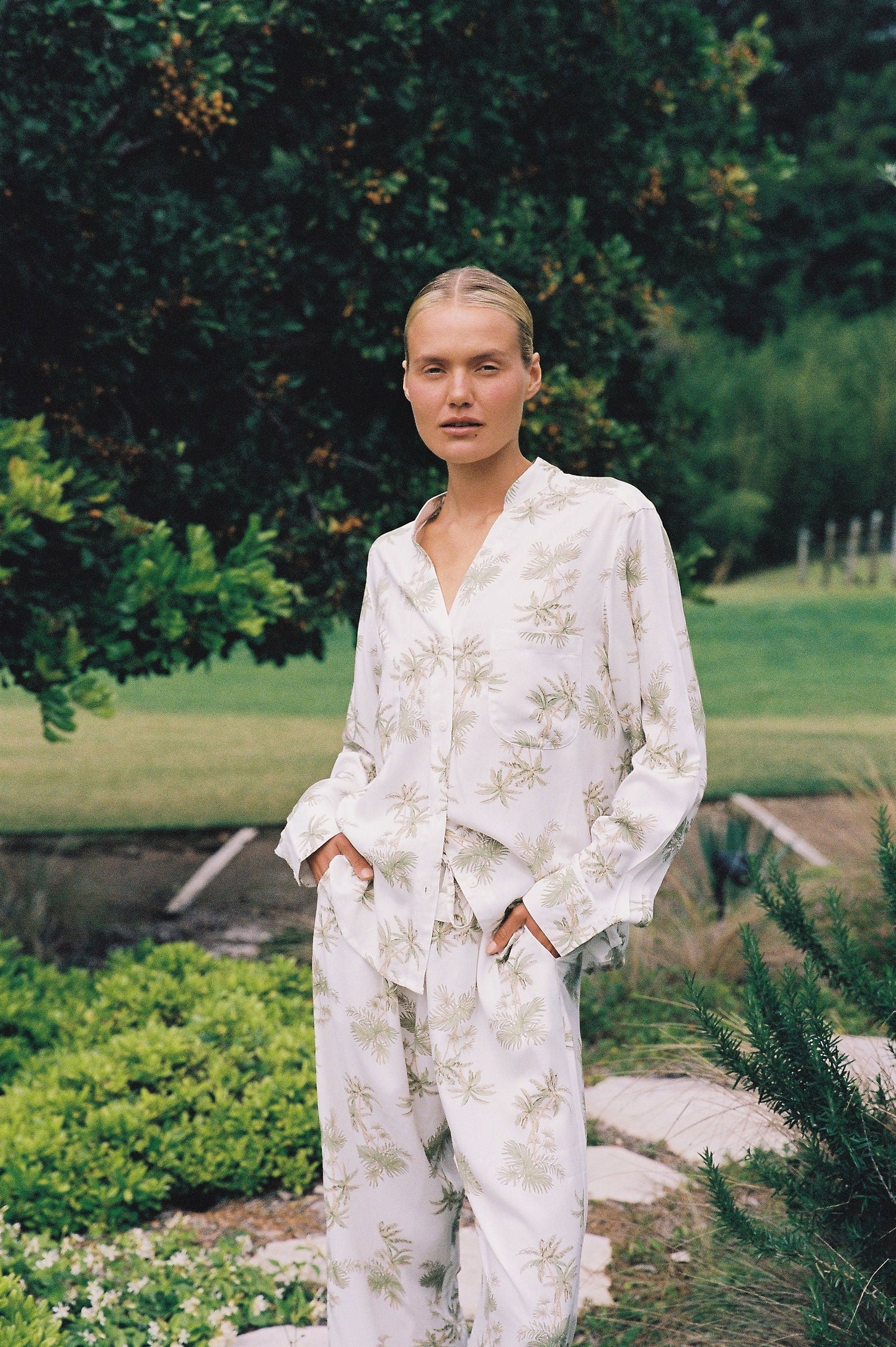 Maggie Pyjama Set - Long - Vintage Palm - Olive