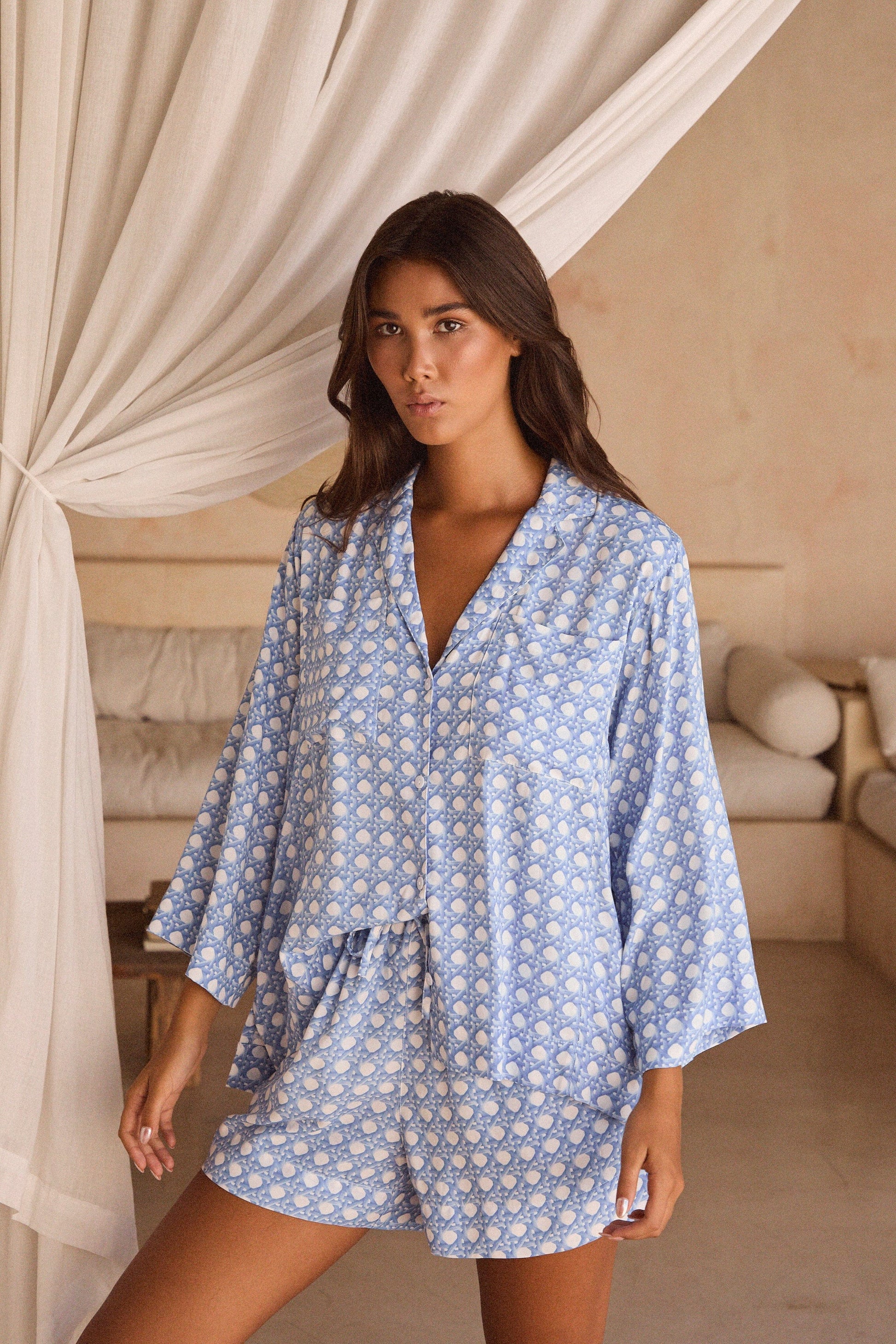 Piyama Peta Sleep Set - ECOVERO™ - Rattan - Cornflower Blue — front view