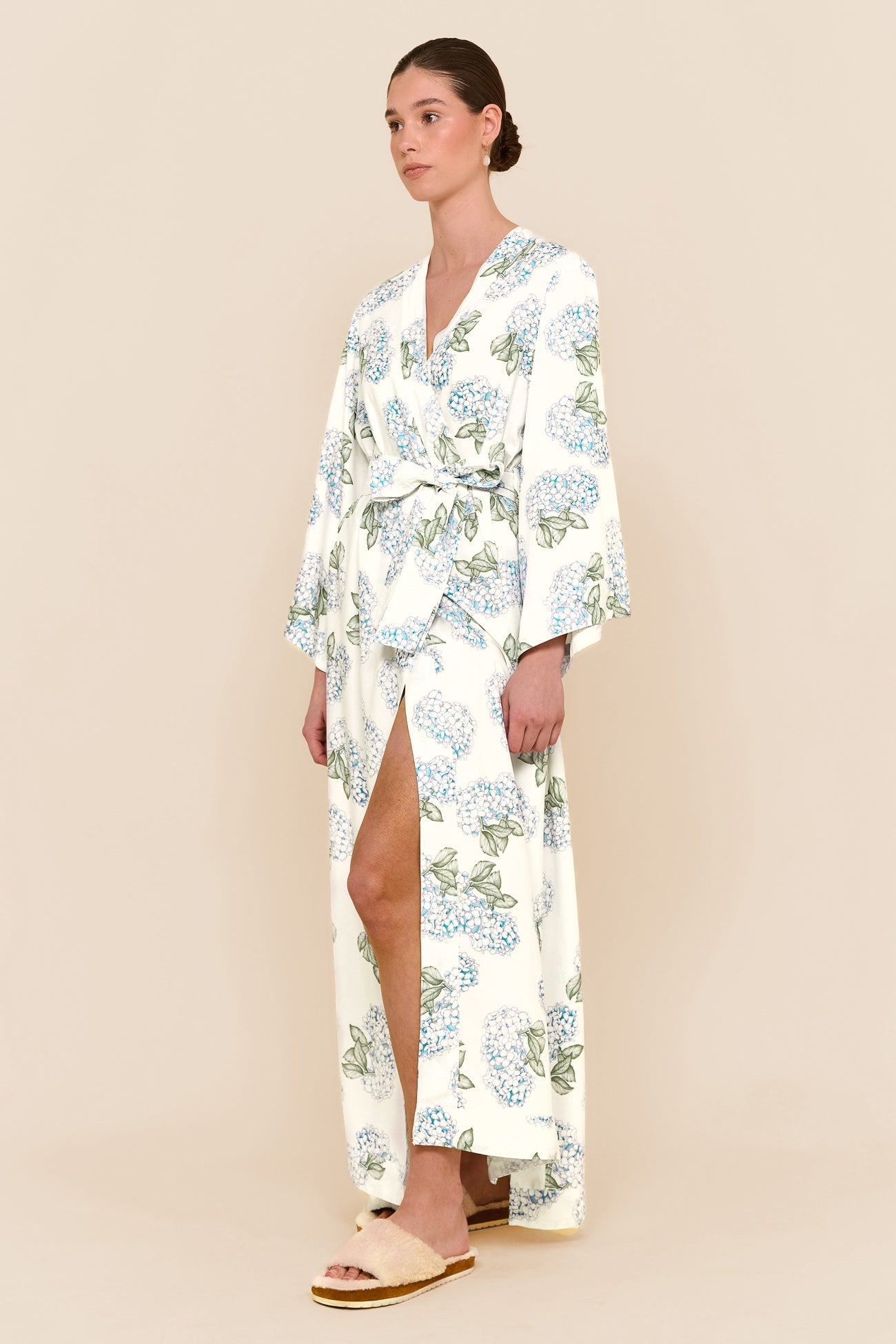 ガウンコート ALEXIA STAM kimono sleeve Robe Dress Alice Kimono Robe - Long - Hydrangea Blue – Piyama USD