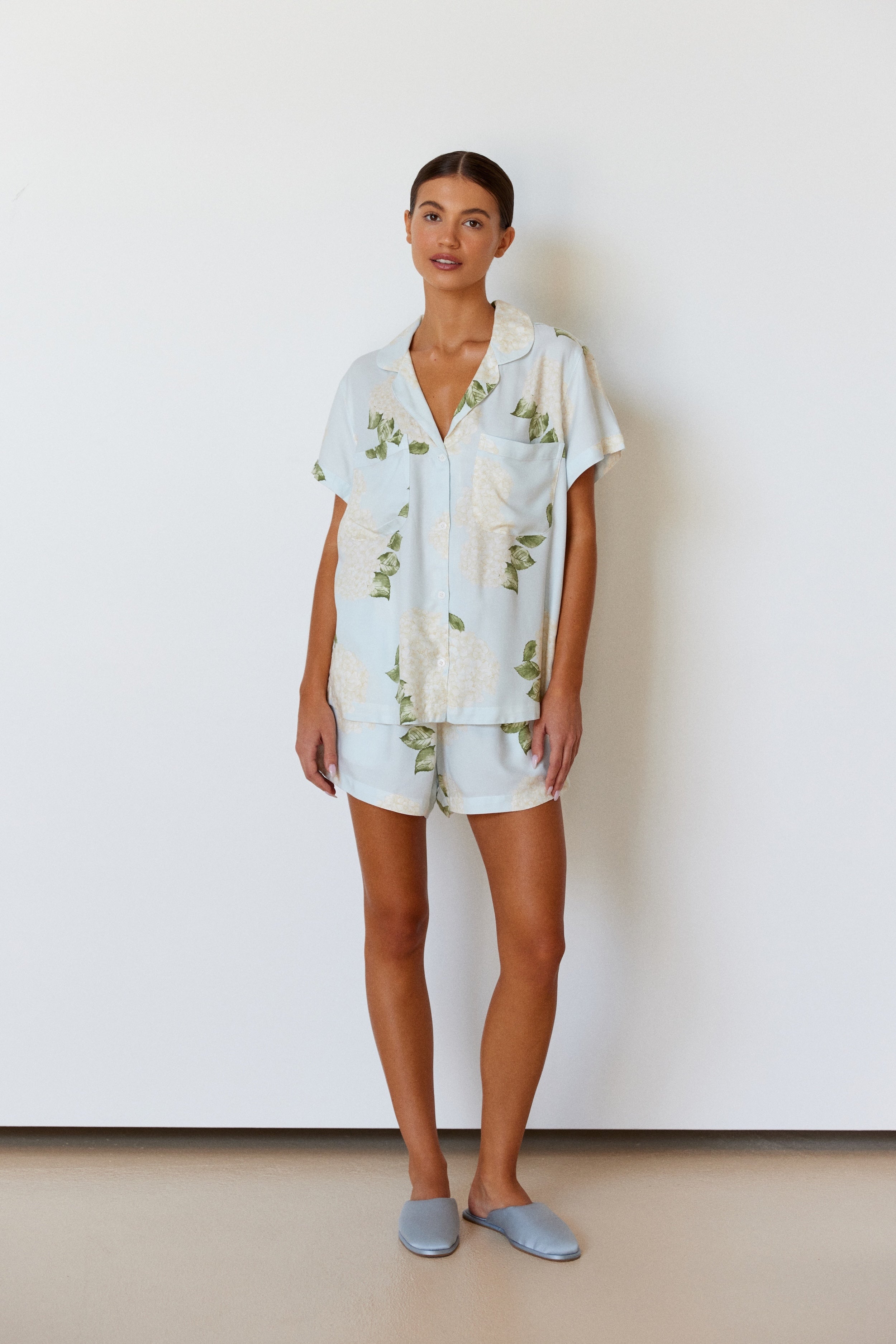 AUTUMN HAZE EMBAミンクショール　トミー Abigail Sleep Set - Heirloom Hydrangea – Piyama USD