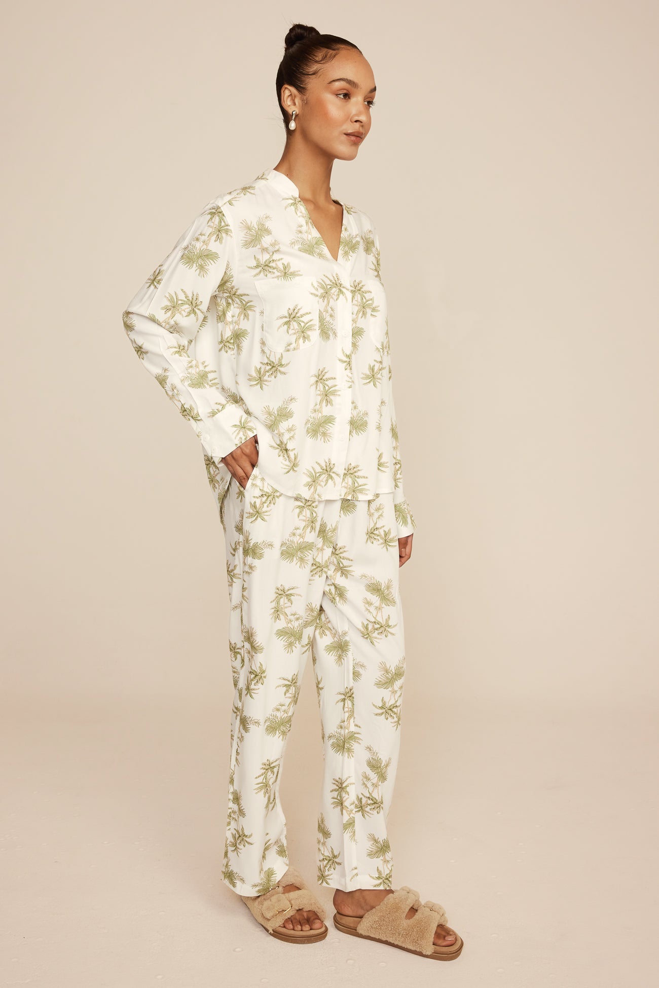 Maggie Pyjama Set - Long - Vintage Palm - Olive